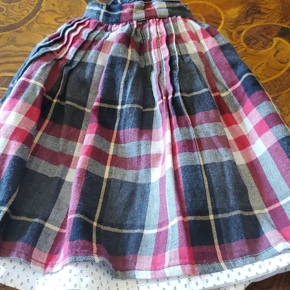 Skirt - Picture 2 of 5